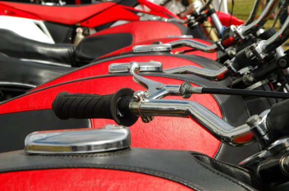 How to Use Touch Up Paint to Fix Motorcycle Scratches - TouchUpDirect