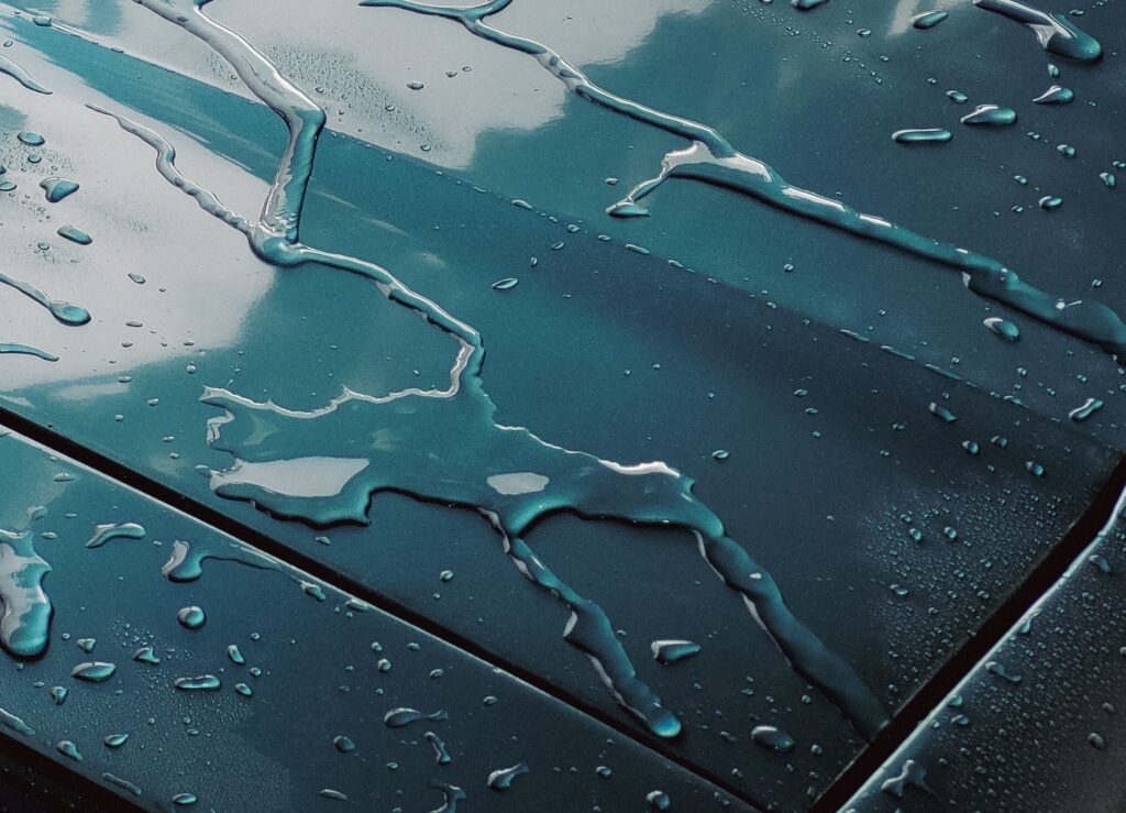 The Differences Between Car Wax and Paint Sealants